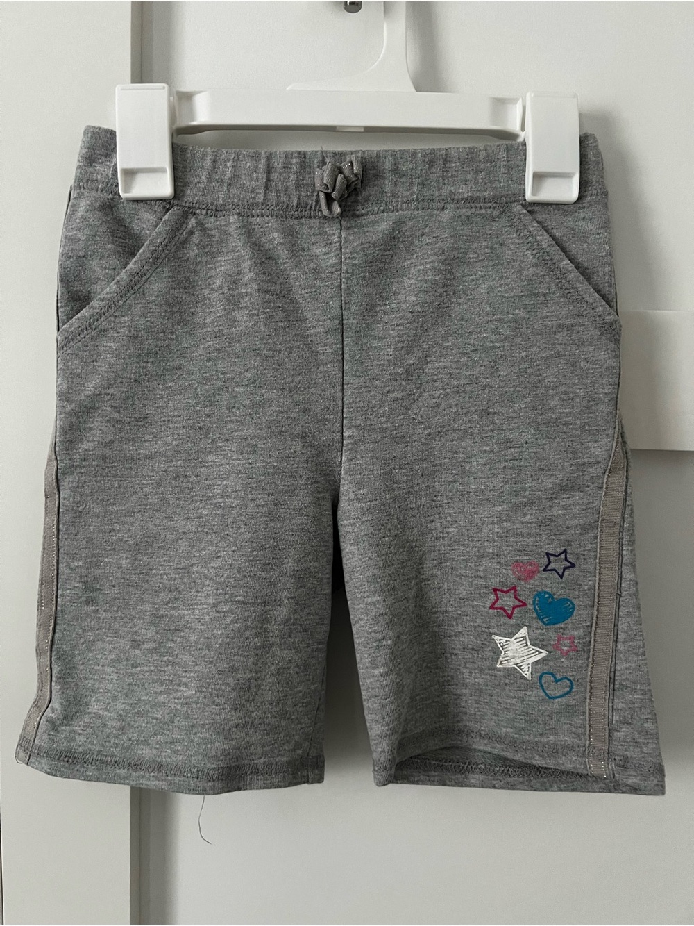 Girls' Gray Star & Heart Knit Shorts